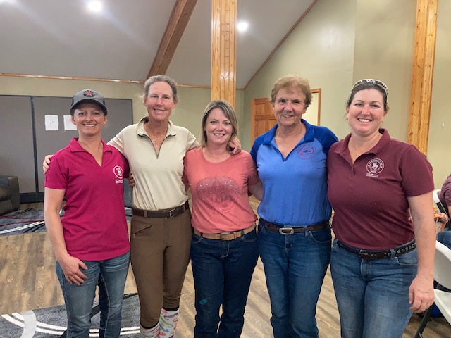 Professional Instructors at the USAWE Eastern Zone Championship:<br />
(LtoR) Erica Peet (R5), Stephanie Hayes (R6), Jody Fontanetta (R7), Rose Watt (R6), Holly Linz (R6)